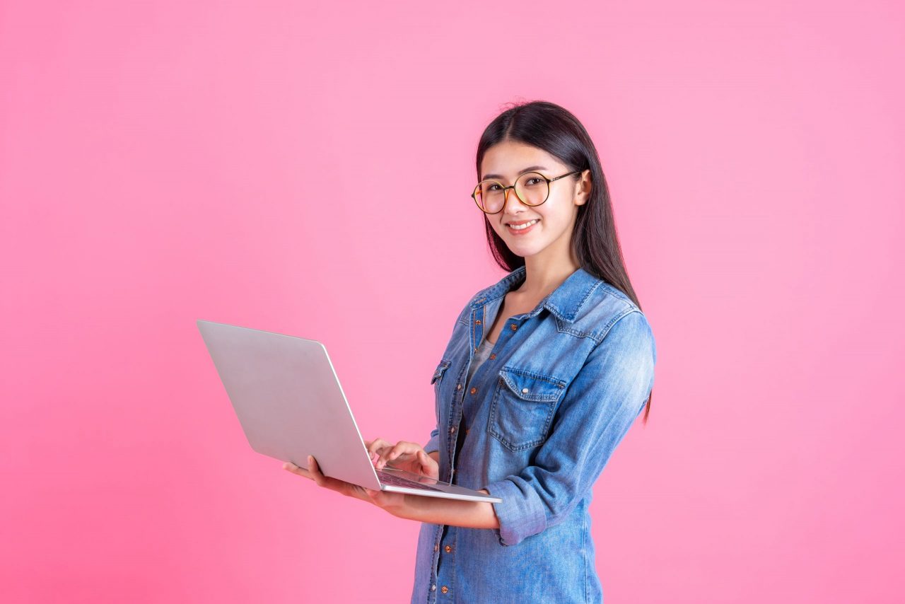 Pink accountant Laptop